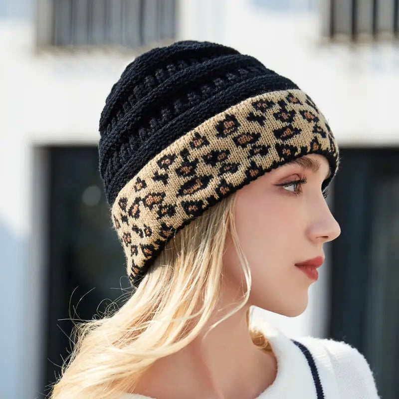 Tejesa Autumn and winter plush woolen hat/  Women's adult warm leopard print knitted hat