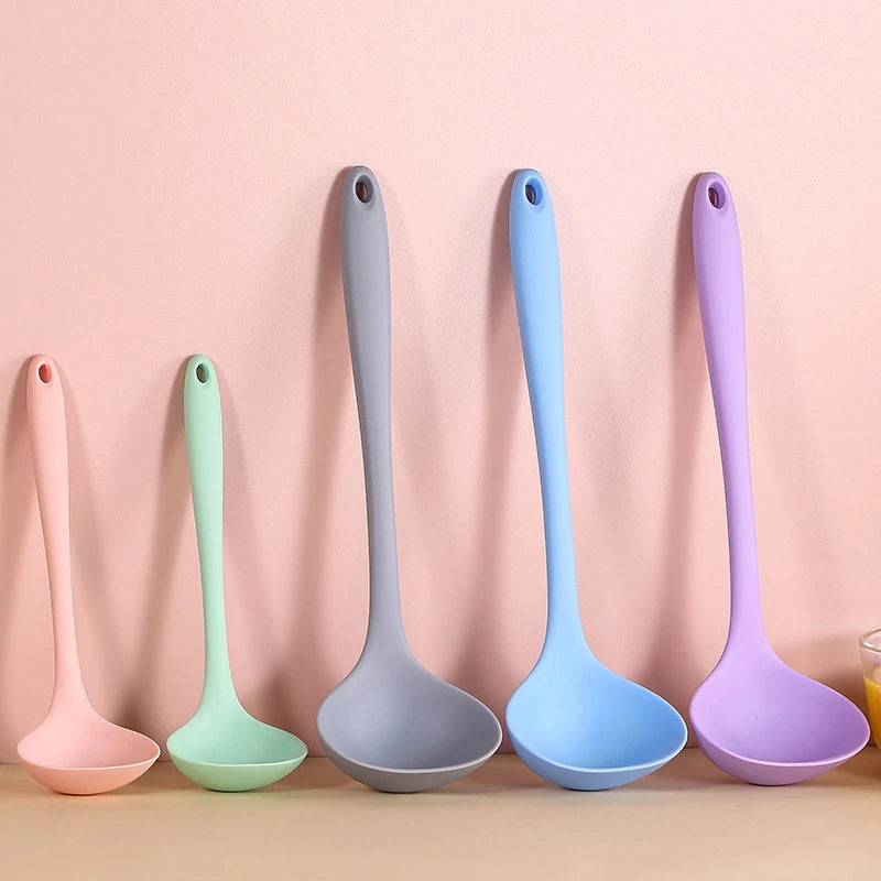 Hemasa Long Handle Silicone Soup Spoon Large Ramen Noodles Tablespoons Hot Pot Porridge Ladle Scoop Kawaii Japanese Kitchen Utensils