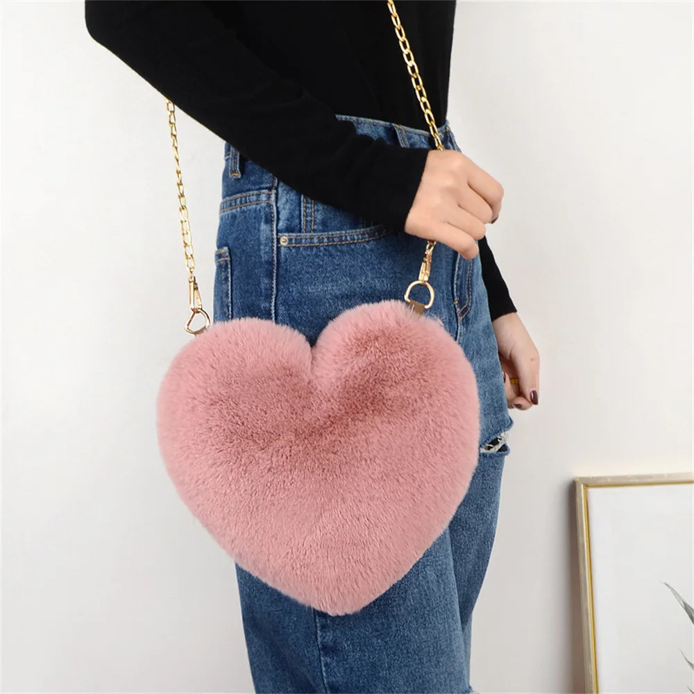 Women's Heart Shaped Handbags Cute Kawaii Faux Fur Crossbody Bags Wallet Purse Plush Chain Shoulder Bag Lady Handbag Gifts