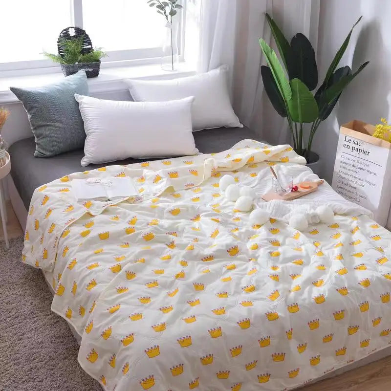 Hemasa  Silk  Thin Quilt Summer Blanket  Single/Queen/King