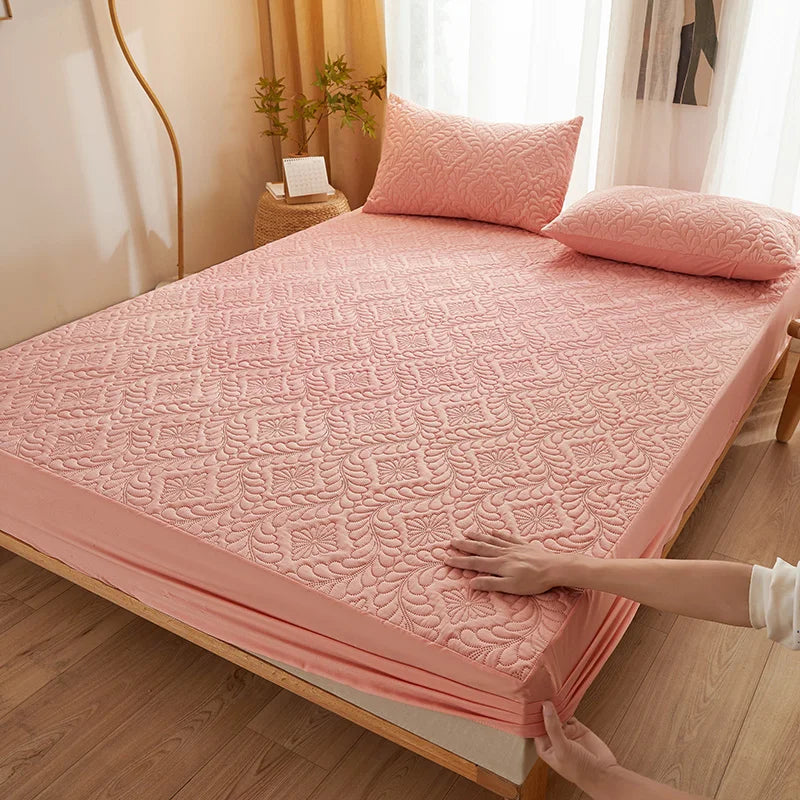 Waterproof Mattress Pad Queen King Mattress Protector Thick Mattress Cover Quilted Fitted Sheet Bed Pad Cover ( No Pillowcase)