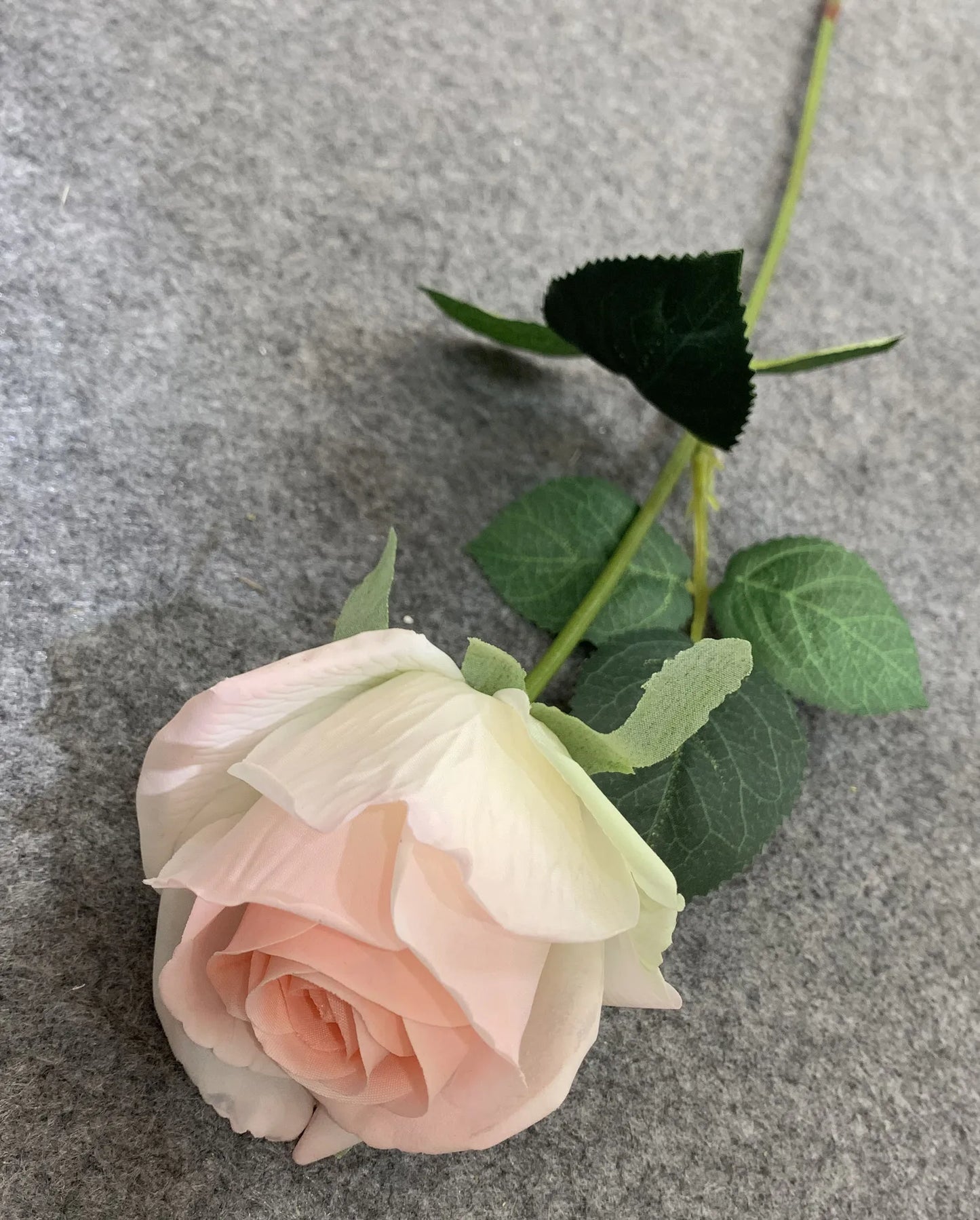 7pc Moisturizing Rose Artifical Flowers Marrige Decor Bride Hand-holding Bouquet Wedding Party Home Fake Roses Flore Arrangement