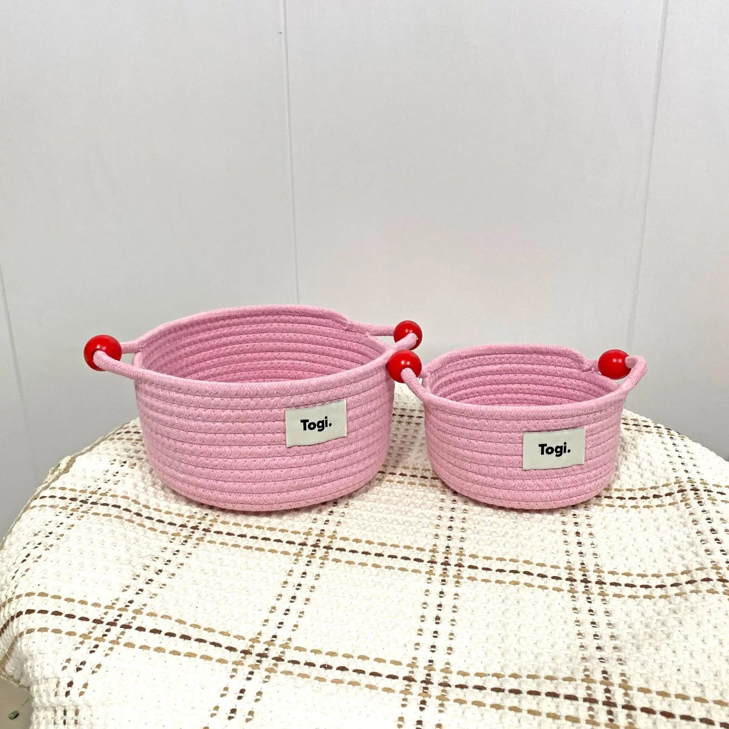 Tejesa Large Capacity  Woven Basket with Lid Cartoon House aped Storage Container Fun Desktop Organizer Basket for Home Use