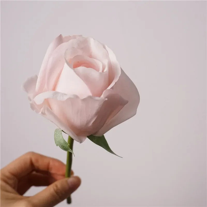 15Pcs/lot Moisturizing Real Touch Artificial Rose Flowers Bridal Bouquet Wedding Decor Flowers Rose Party Floral Home Decoration