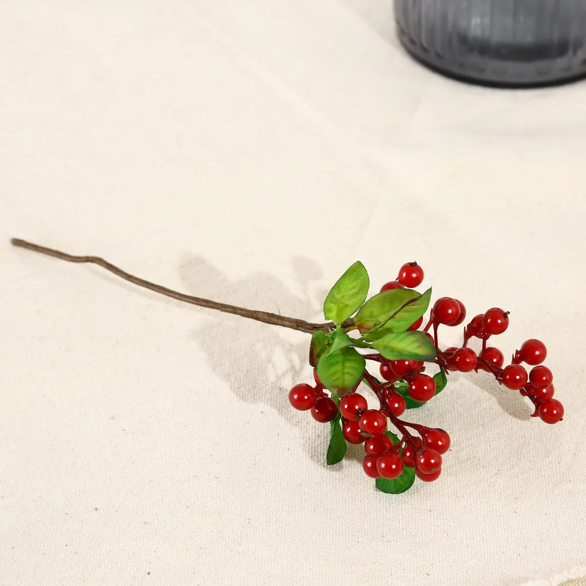YeeNanee 10pcs Christmas Red Berries Stem Artificial Blueberry for DIY Crafts Xmas Home Party Table Centerpieces Vase Decoration
