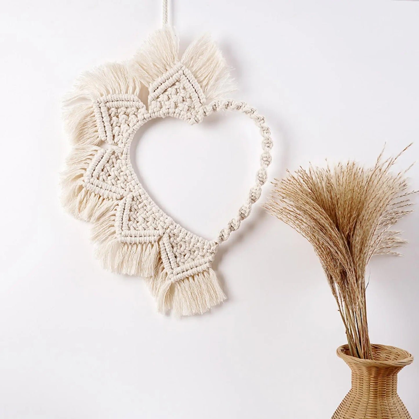 Bohemian Heart Macrame Tapestry Handwoven Fringe Dreamcatcher Wall Hanging for Dorm Living Room Background Apartment Decor
