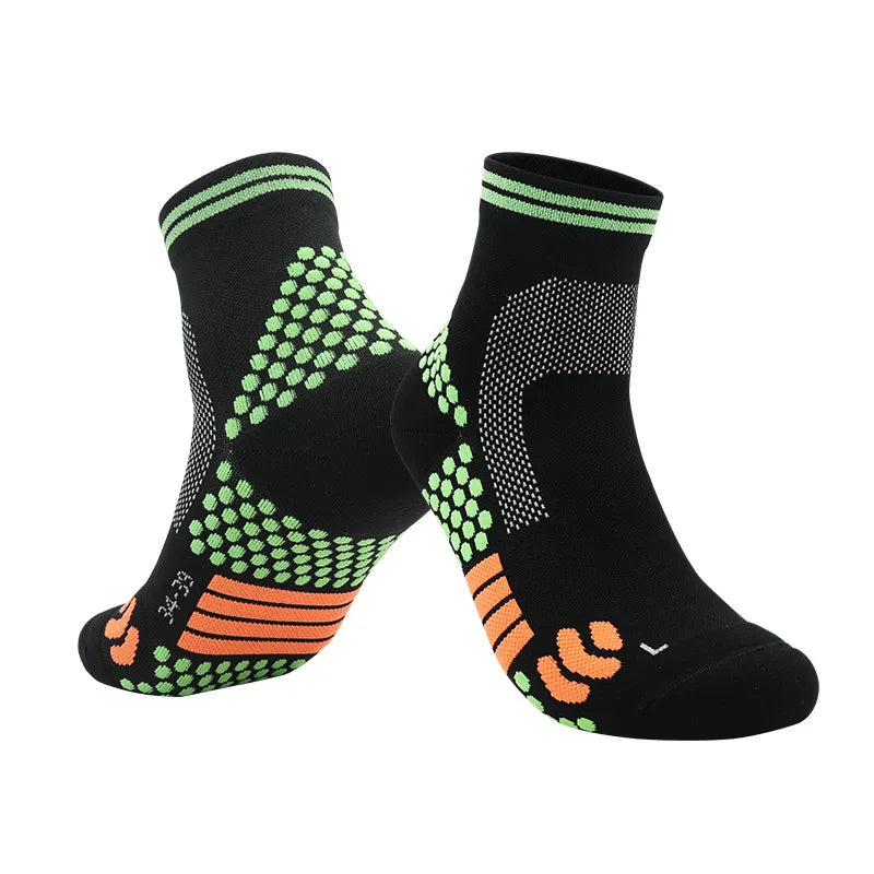 Youth Men Women Sport Socks Unisex Cycling Socks Adult Kids Outdoor Socks Bike Footwear for Road Bike Socks Running Basketball