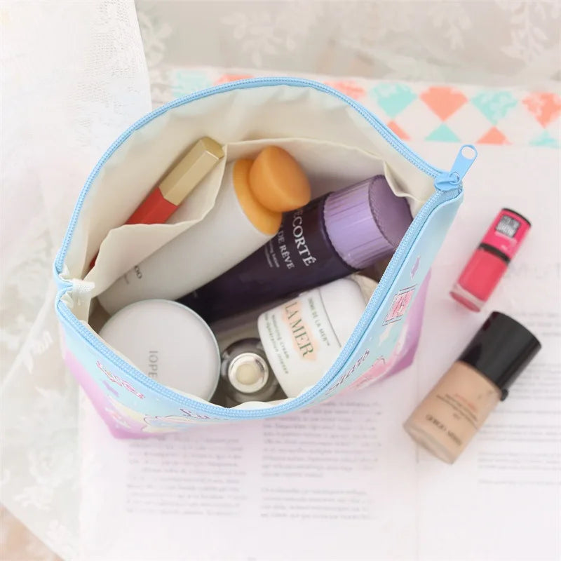 Hemasa Hello Kitty Make Up Case  Leather Zipper Travel Storage Bag Cartoon Large Capacity Cosmetic Bag Makeup Organizer