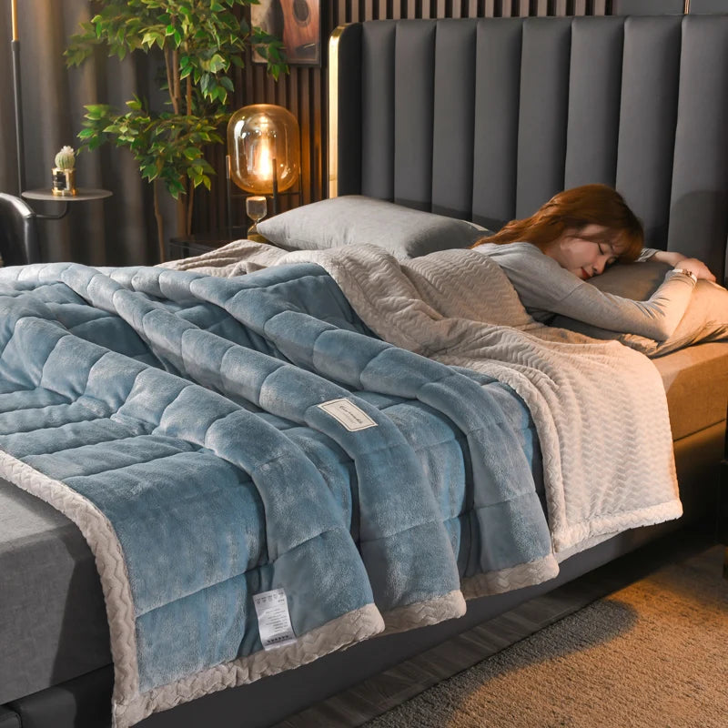 Coral Fleece Autumn Winter Warm Blankets for Bed 3 Layers Thicken Flannel Blanket Quilt Soft Comfortable Warmth Quilts Washable