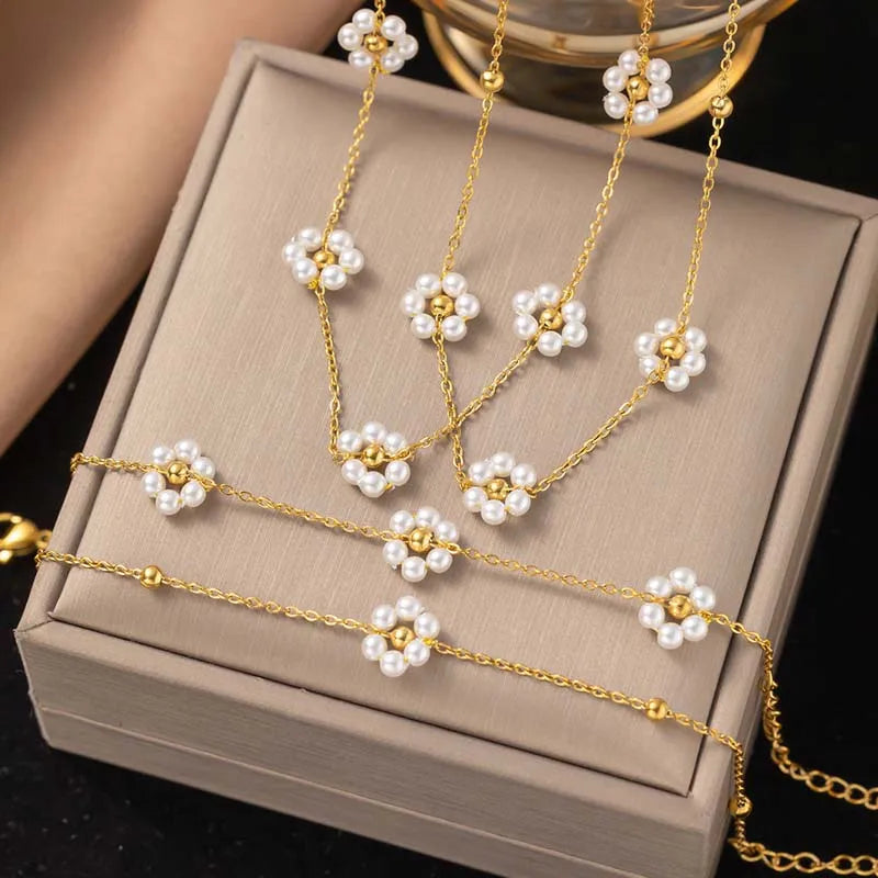 Hemasa Stainless Steel Gold Color Pearl Flower Necklace For Women / Handmade Pearl  Beaded Necklaces Wedding Jewelry