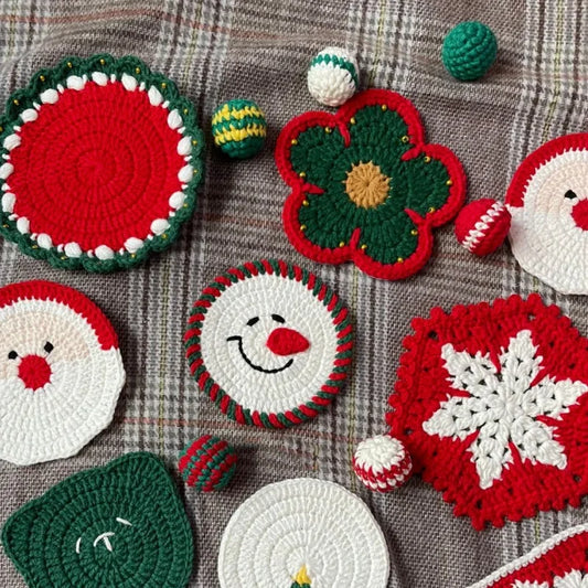 Cute Christmas Coasters Snowflake Placemat Hand-woven Christmas Cartoon Santa Coasters Festive Tabletop Decoration Accessories