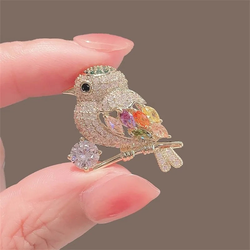Elegant Cute Bird Brooches for Women Unisex Shiny Rhinestone Zircon Emblem Bee  Butterfly Corsage Badges Lapel Pins Jewelry Gift