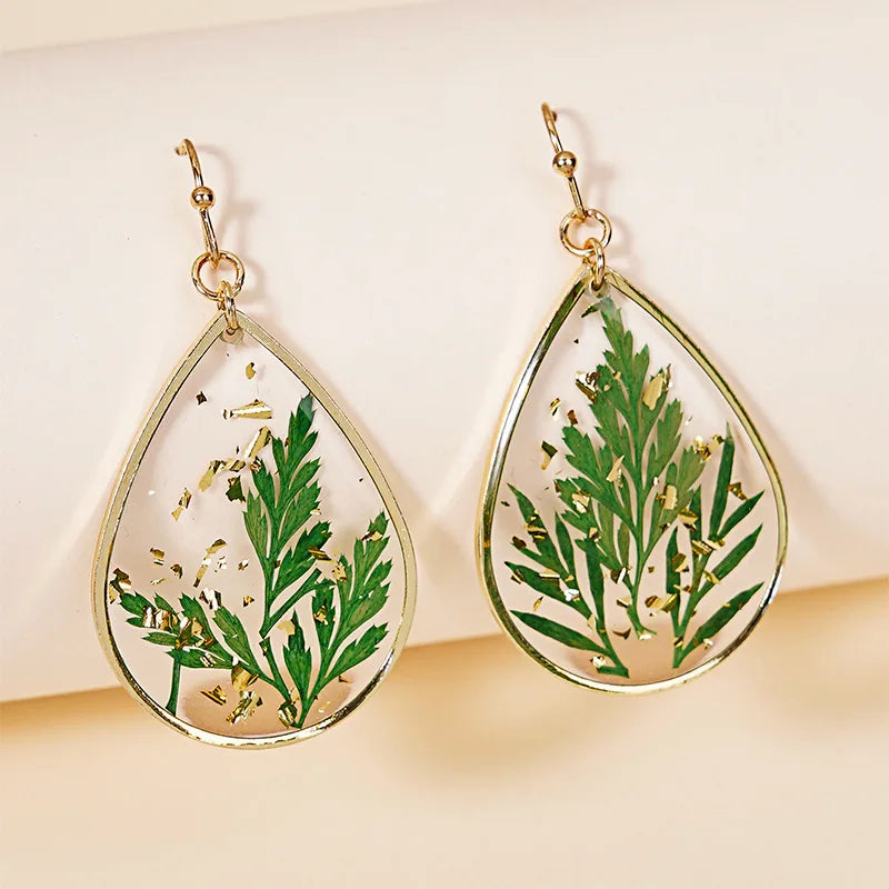 Unique Natural Flower Pressed Earrings Creative Flowers Drop Earrings Handmaking Epoxy Resin Pressed Flower Earrings Wholesale