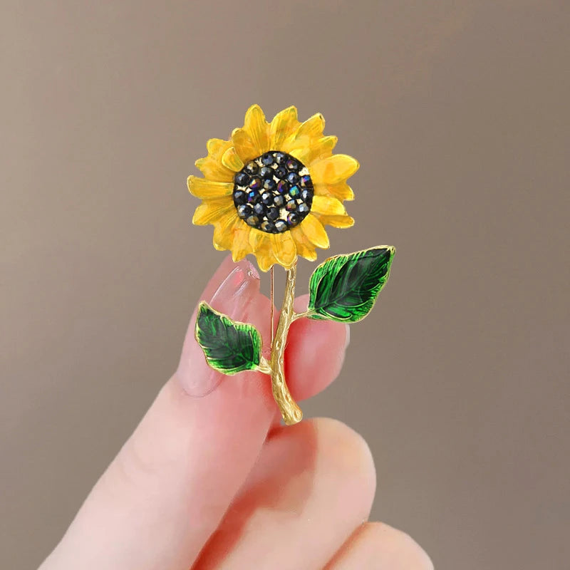 Fashion Rhinestone Sunflower Brooches For Women Exquisite Plant Daisy Floral Enamel Lapel Pins Clothes Badge Wedding Jewelry