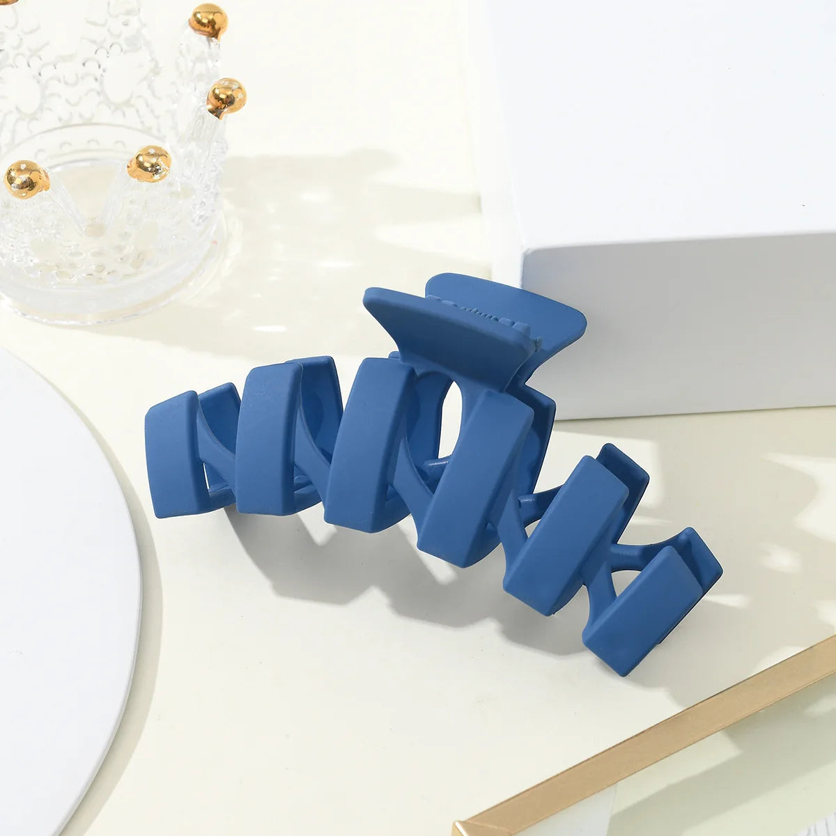 1pc blue women's hair clip hair accessory fashionable and simple hair clip shark clip back of the head styling hair clip