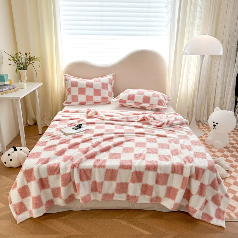 Tejesa Panda Printed Fluffy Blanket for Beds Single/Queen/King Plush Fleece Plaids for Sofa Soft Warm Thow Blanket for Winter