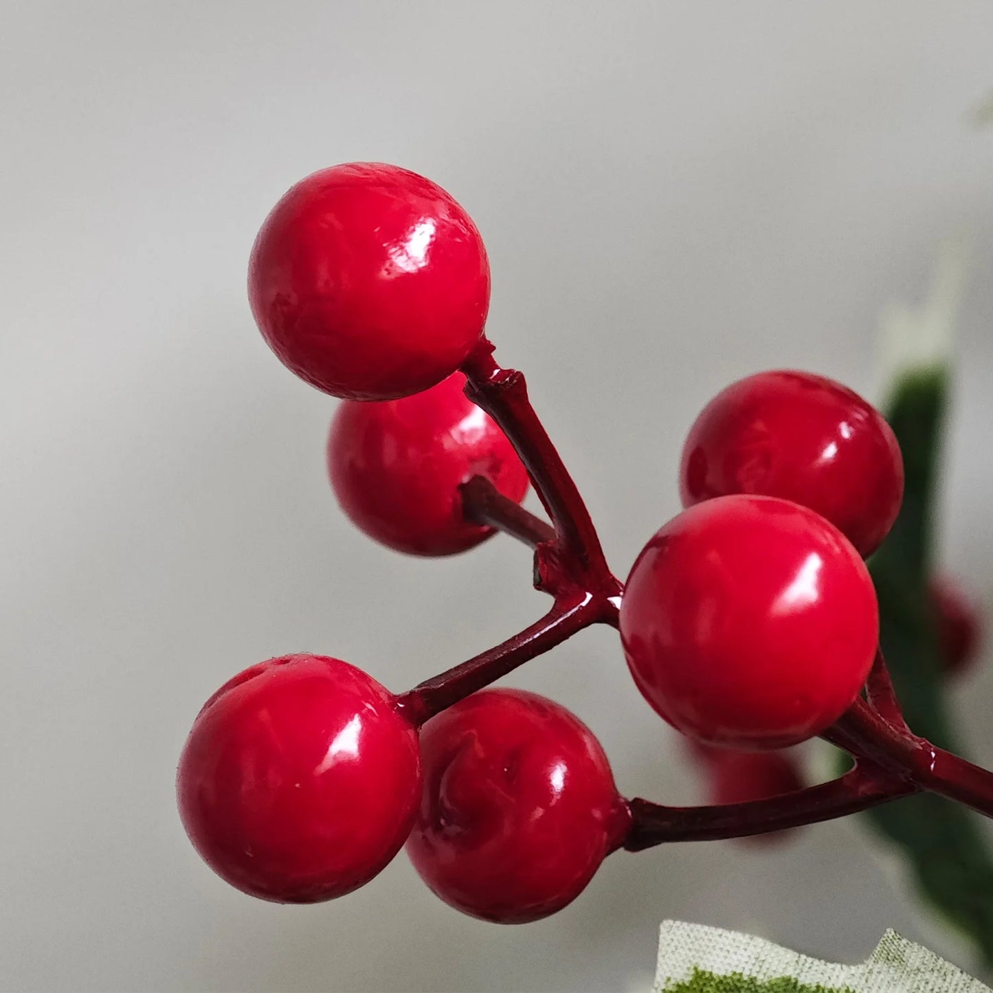 Tejesa Artificial Christmas tree plant Indoor outdoor Ornament fake plant for home garden wedding party living room decoration
