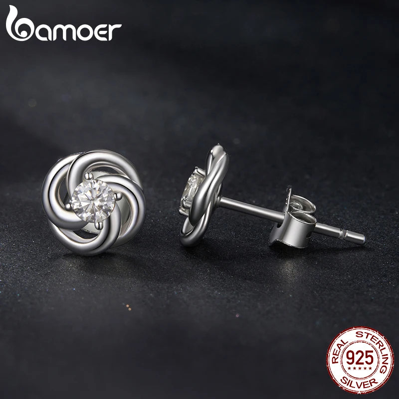 BAMOER Vintage Filigree 925 Sterling Silver Four-leaf Clover Moissanite Stud Earrings for Women Hollowed Flower Earrings MSE087