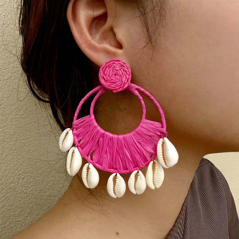 Hemasa Boho Handmade Woven Raffia Shell Drop Earrings /Round Rattan Shell Pendant Dangle Earring For Women /Summer/ Beach