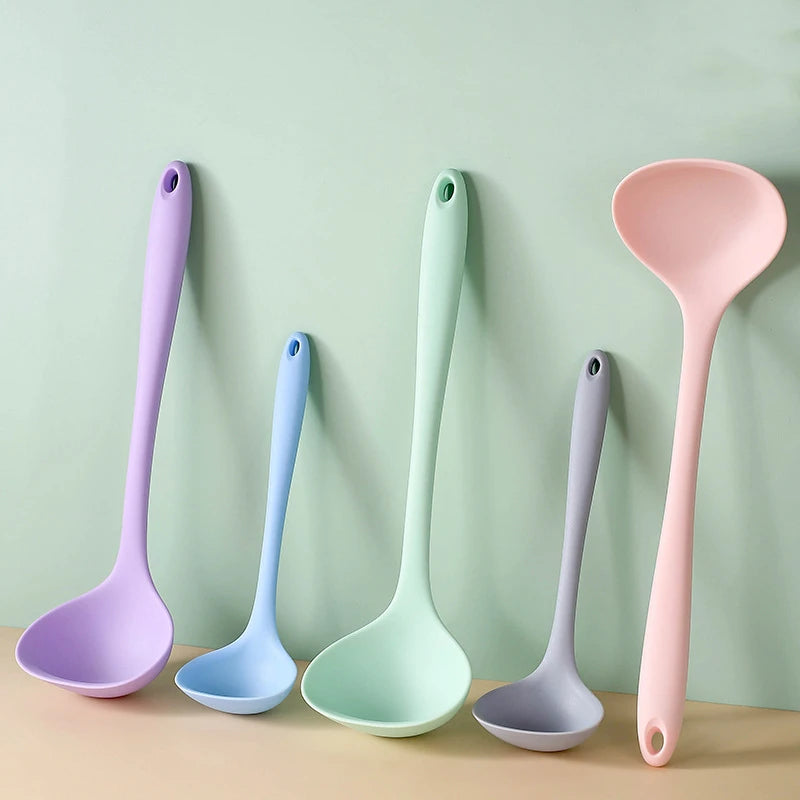 Hemasa Long Handle Silicone Soup Spoon Large Ramen Noodles Tablespoons Hot Pot Porridge Ladle Scoop Kawaii Japanese Kitchen Utensils
