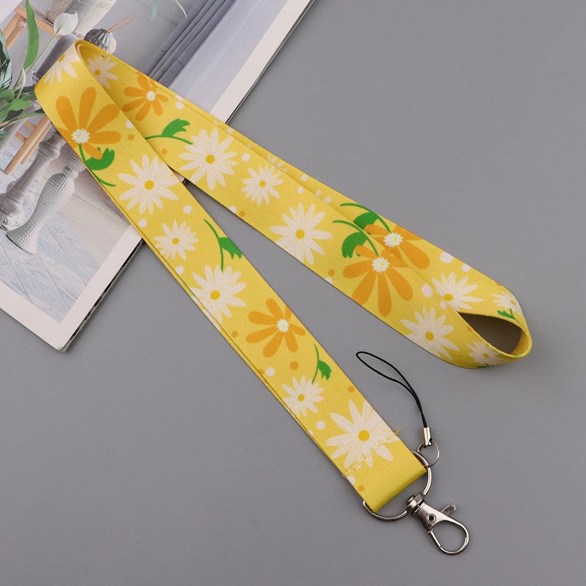 Tejesa Beautiful Flowers  Colorful Lanyards for Keys Neck Strap ID Card Gym Phone Straps DIY Hang Rope Lariat Keyrings