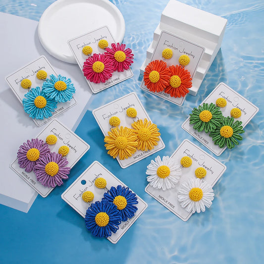 Colorful Sun Flower Raffia Bead Earrings For Women Girl Handmade Bohemian Rattan Knit Earrings Summer Party Jewelry Gifts