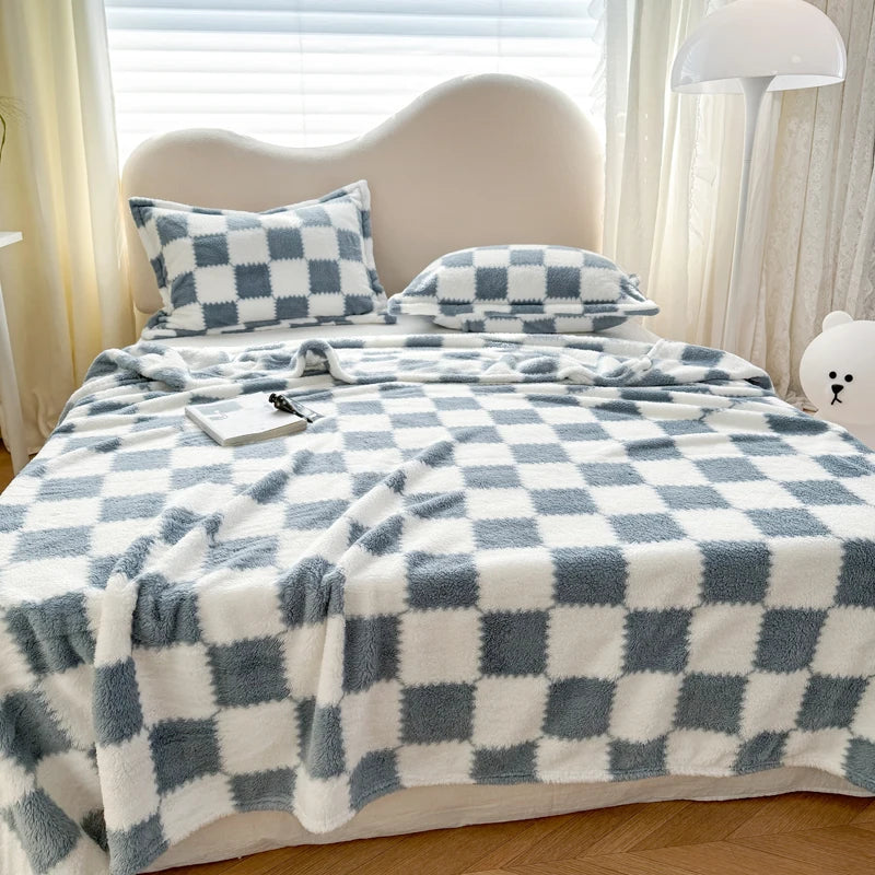 Tejesa Panda Printed Fluffy Blanket for Beds Single/Queen/King Plush Fleece Plaids for Sofa Soft Warm Thow Blanket for Winter