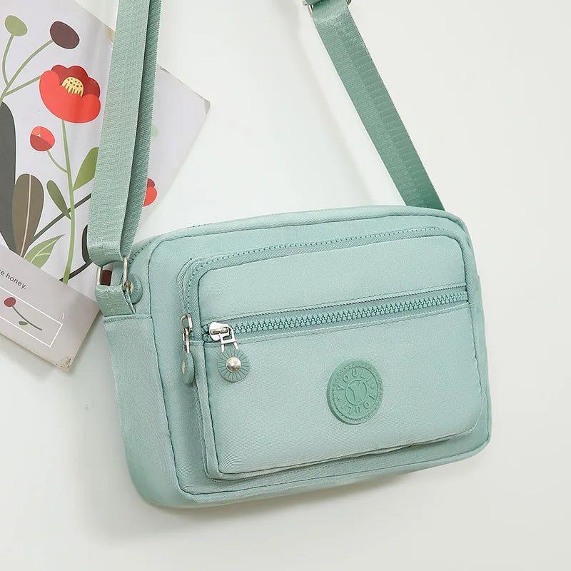 1pc Lightweight Nylon Women's Shoulder Bag,Adjustable Strap,Casual Crossbody Design in Mint,Zipper Closure, Ideal for Everyday