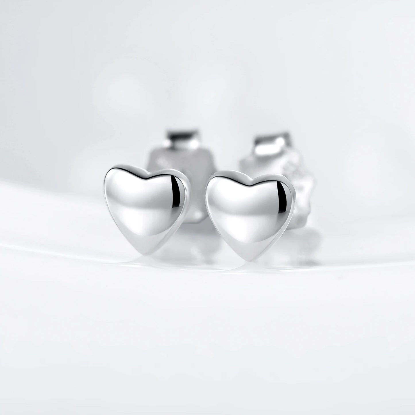 Tejesa  100% 925 Sterling Silver Cute Small Hearts Stud Earrings For Women