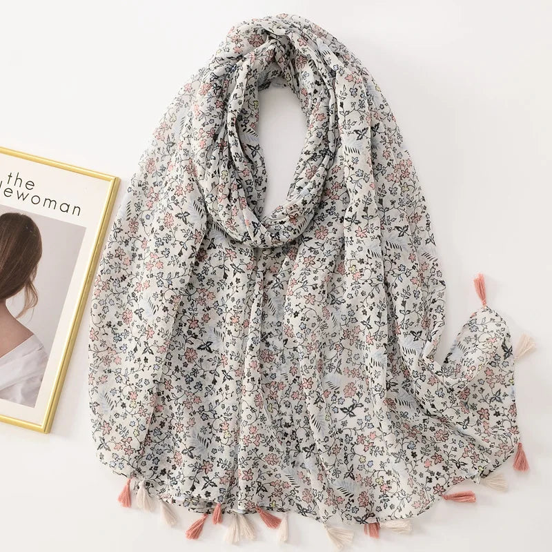 Elegant Woman Shawl Fashion Design Tassel Cotton Scarf Muslim Hijab Scarfs Floral Print Ladies Scarves For Beach Party Bandana