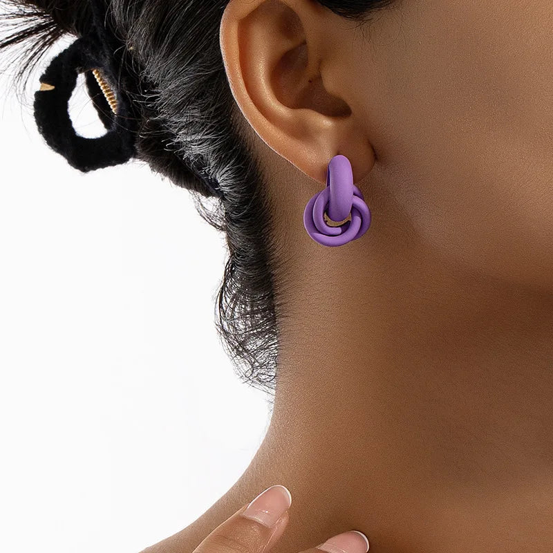 Geometric Circle Crossed Earrings For Women Girls Exquisite Personality Design Sporty Gift Fashion Jewelry Ear Accessories DE054