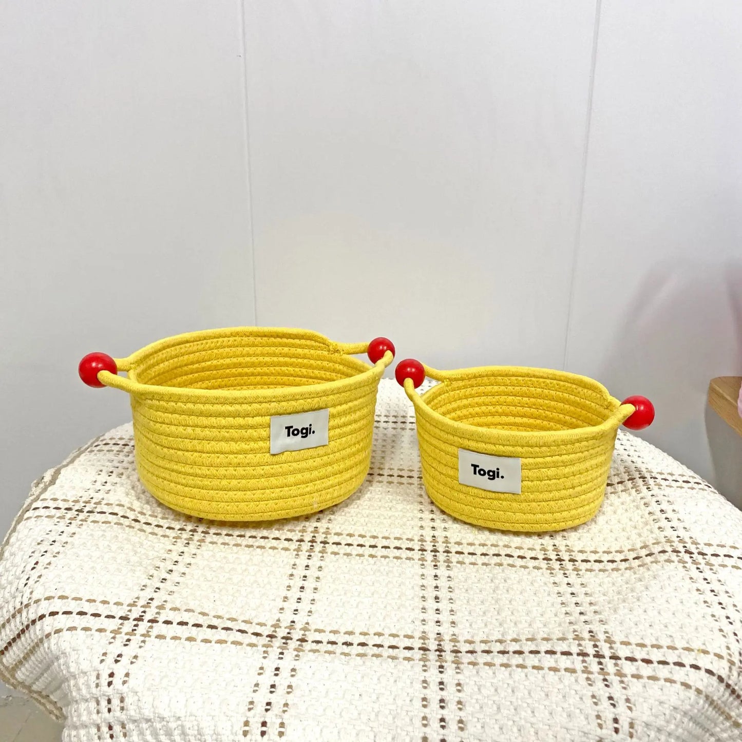 Tejesa Large Capacity  Woven Basket with Lid Cartoon House aped Storage Container Fun Desktop Organizer Basket for Home Use