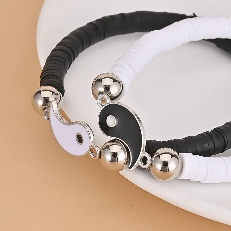 2Pcs/Set Tai Chi Yin Yang Bracelet for Women Girls Best Friends Black White Clay Beads Bracelets Fashion Friendship Jewelry
