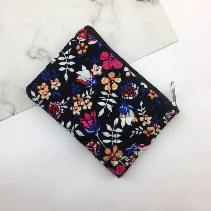 Hemasa Randon Colour Floral Cloth Coin Bags Purse Women's Ins Canvas Small Clutch Wallets Money Pouch Keys Earphone ID Credit Card Holder Bags