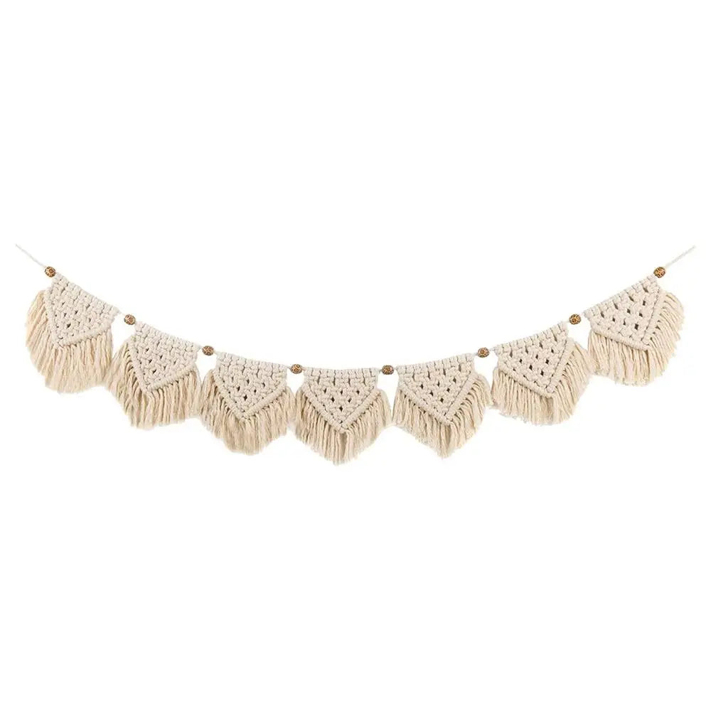 Hand-woven Boho Macrame Tapestry Wall Macrame Macrame Garland Banner with Wood Beads Home Wall Art Decoration for Apartment