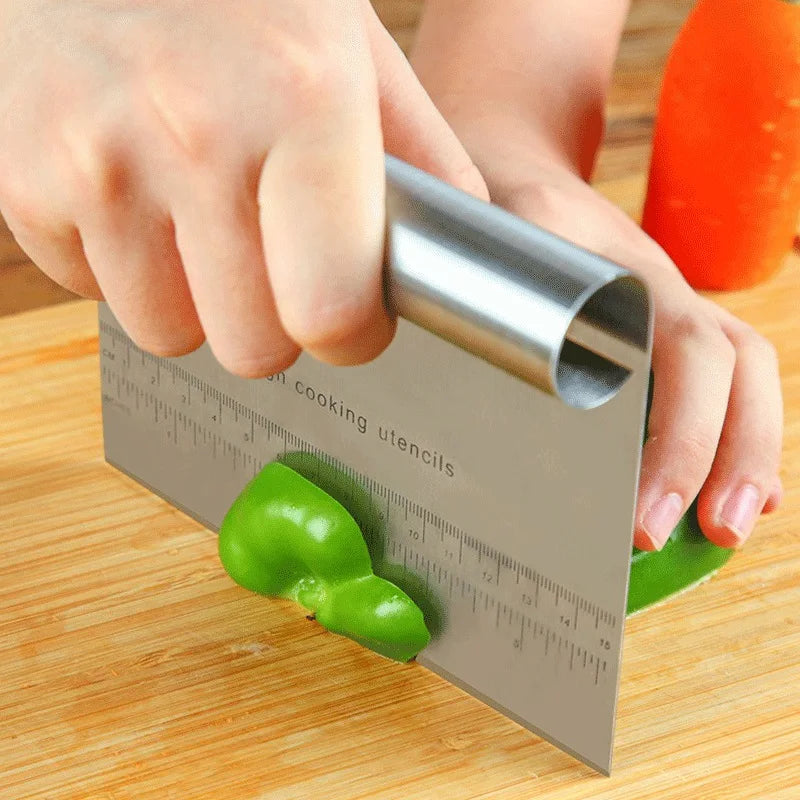 Gold Noodle Cutter Stainless Steel Pastry Dough Cutter Craper with Scale Measurements for Baking Vegetable Toast Sausage