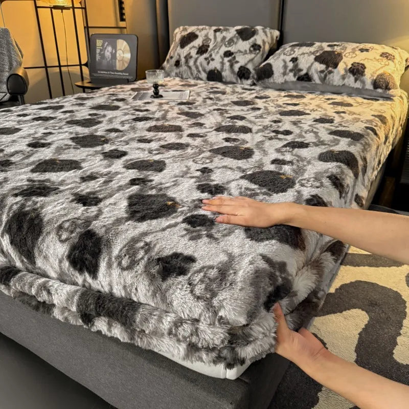 Thiened Rabbit Fur Bed Canopy Single Piece Winter Warm Fce Coral Velvet Full Wrap Mattr Protector Tee Piece Set