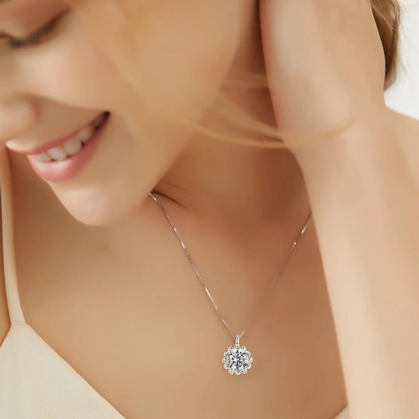 BAMOER 0.5CT Flower Buds Moissanite Necklace, 925 Sterling Silver Halo Pendant Necklace with Box Chain for Women Romantic Gift