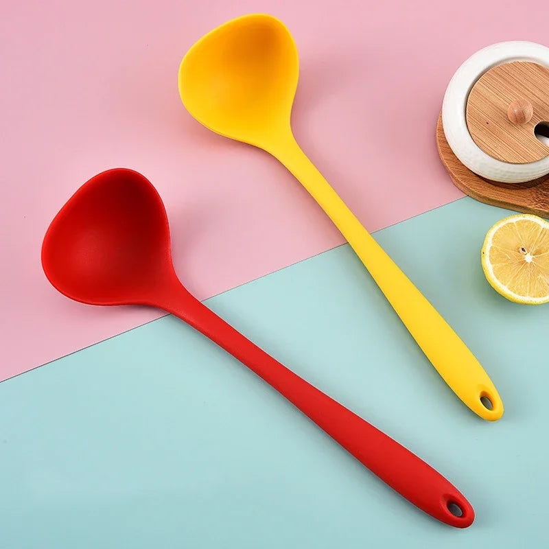 Hemasa Silicone Ladle Soup Spoon Non-stick Curved Handle Unbreakable Big Round Scoop for Dinner