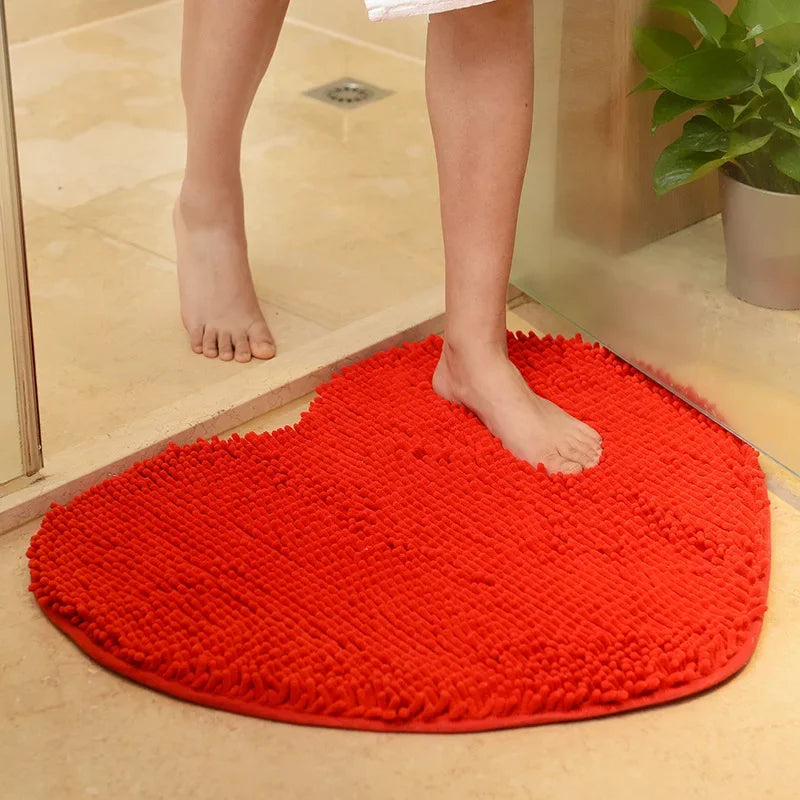 Hemasa Microfiber Chenille Heart-shaped Anti-skid Carpet Peach Heart Mat Bathroom Absorbent Pad Bathroom Mat Set Bath Mats