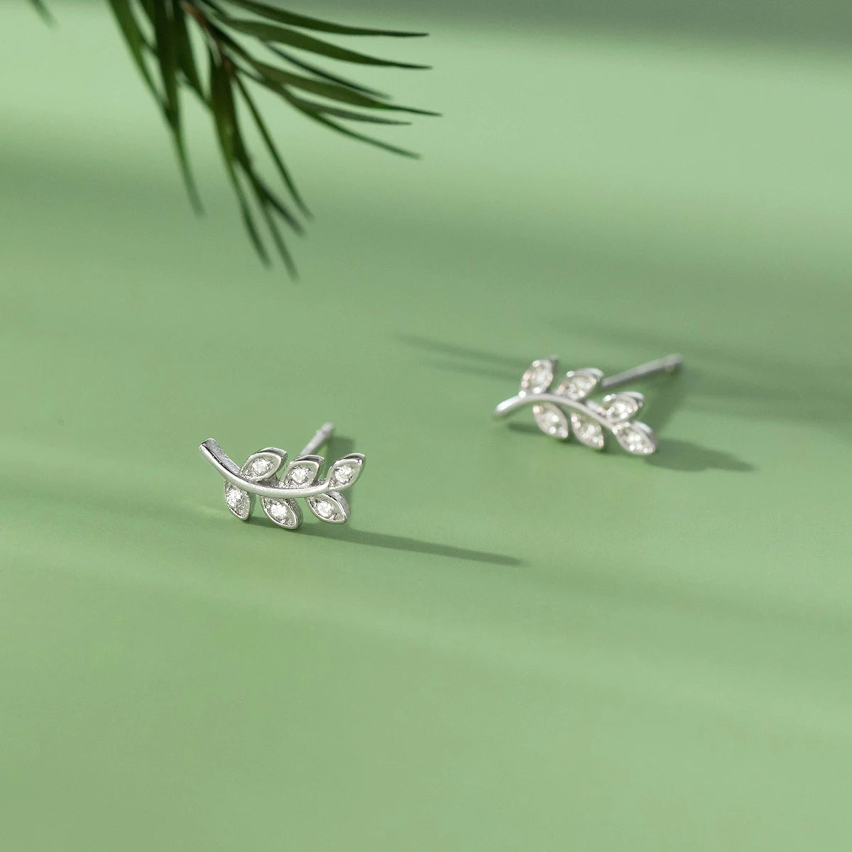 Modian New Sterling Silver 925 Dazzling Zircon Branch Leaves Stud Earrings For Women Plant Ear Studs Korean Style Fine Jewelry