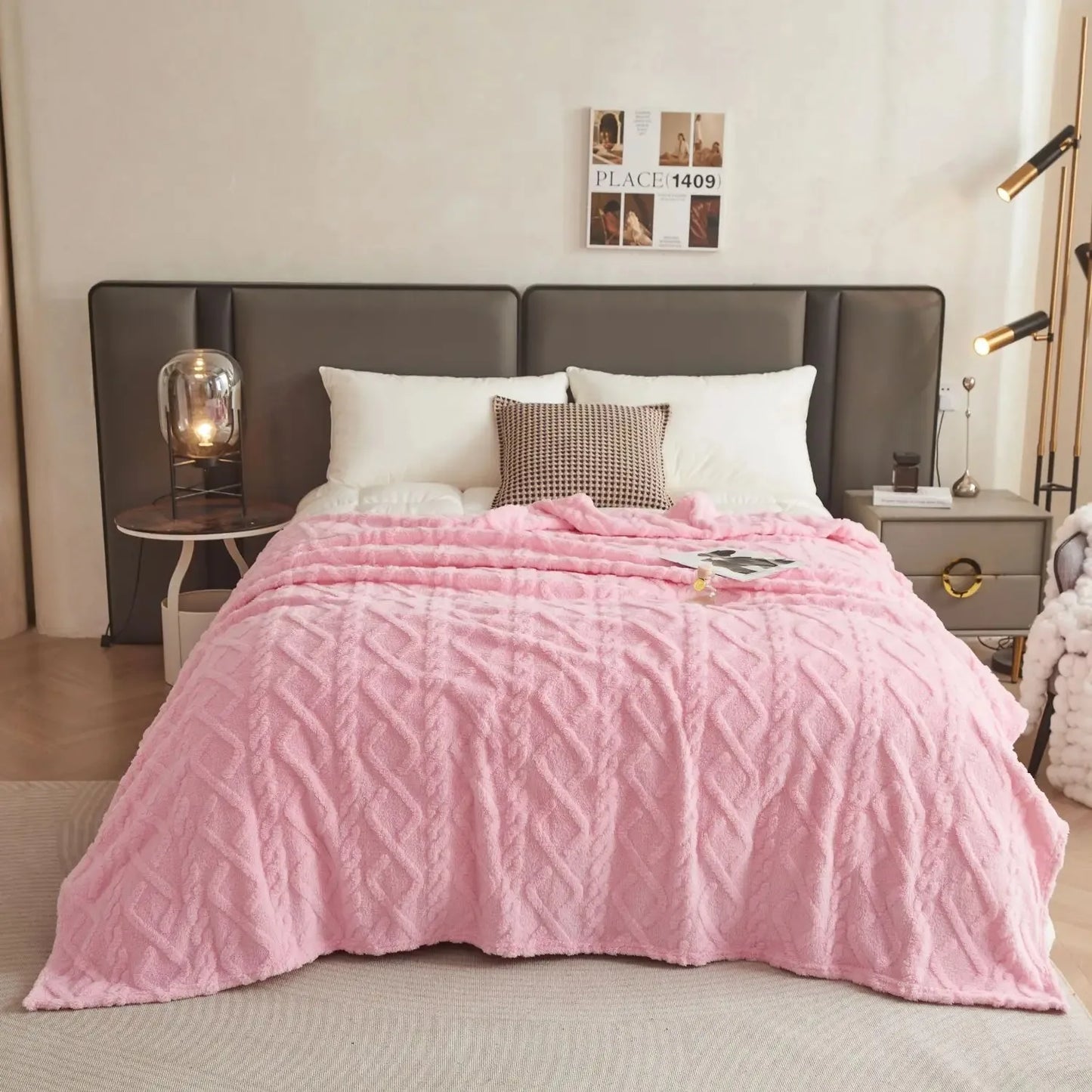 Jagdambe Coral Fleece Plush Blankets Winter Soft Warm Sofa Cover Throw Newborn Wrap Kids Bedspread Travel Thick Blanket