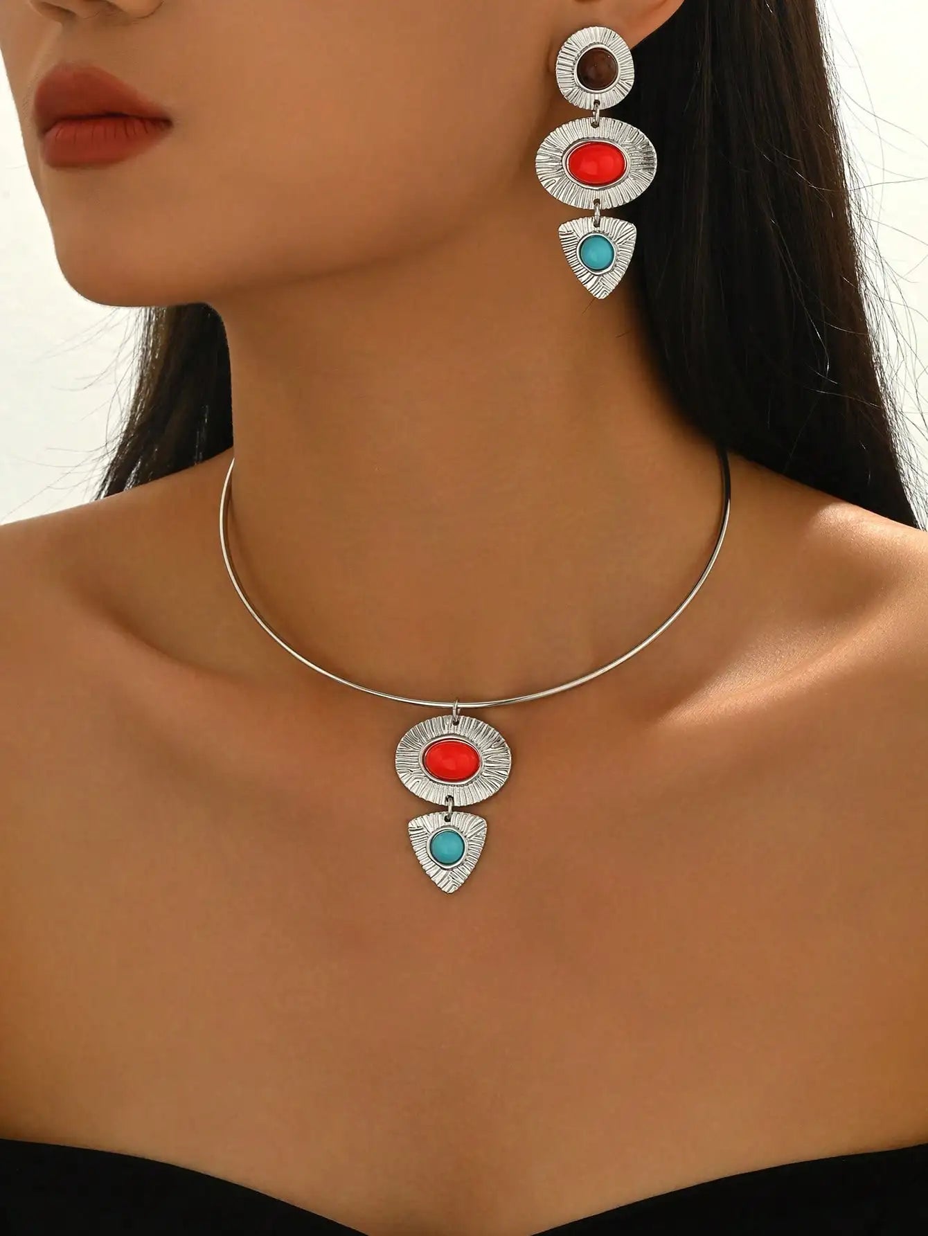 2-Piece Set Elegant Retro Geometric Enamel Embedded Hammered Metal Pendant Necklace And Earrings Jewelry Set for Ladies for Part