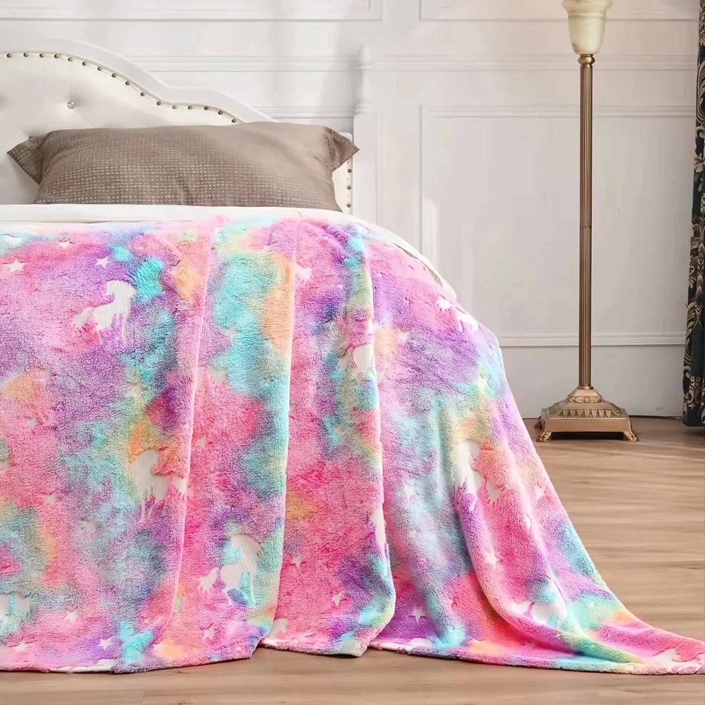 Flannel luminous horse blanket kindergarten baby blanket office blanket sofa blanket nap blanket household items