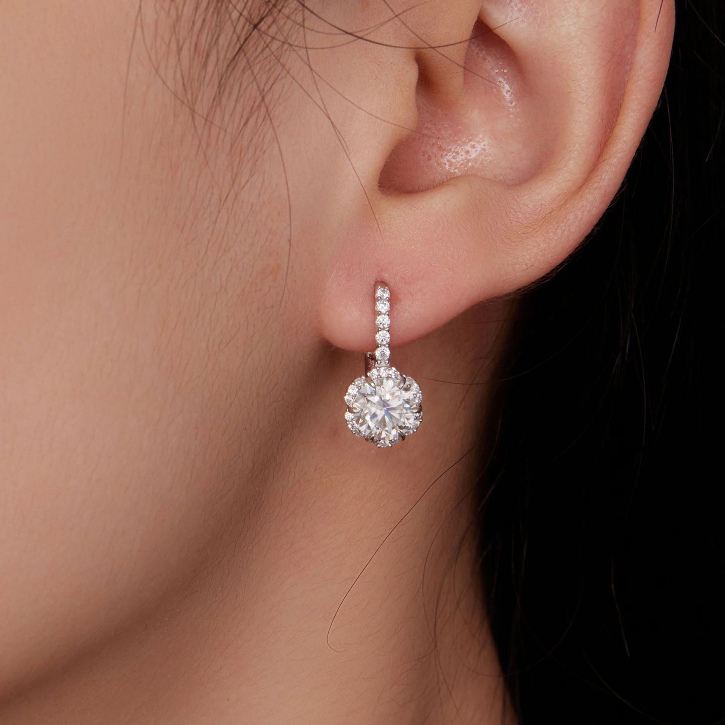 Bamoer 1CT Moissanite Ear Buckles 925 Sterling Silver Hoop Earrings for Women D Color VVS1 EX Lab Diamond Wedding Jewelry
