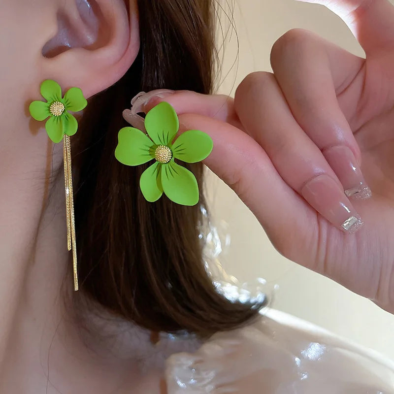 Summer Cute Green Flower Stud Earrings for Women Korean Fashion Temperament Long Tassel Asymmetrical Earring Party Jewelry Gift