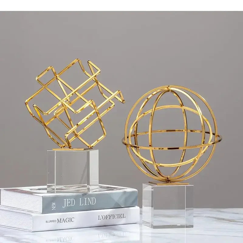 Creative Metal Geometric Ornaments Desk Decoration Ornaments Modern Decor Gold/silver Alloy Crafts Geometric Artwork Statue