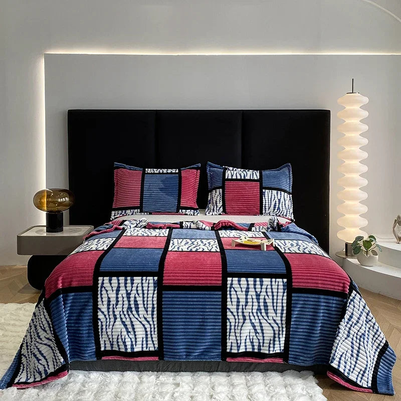 New Geometric Grid Printed Blanket Milk Velvet Plush Blanket Casual Office Thin Blanket Machine Washable Plaid Blankets