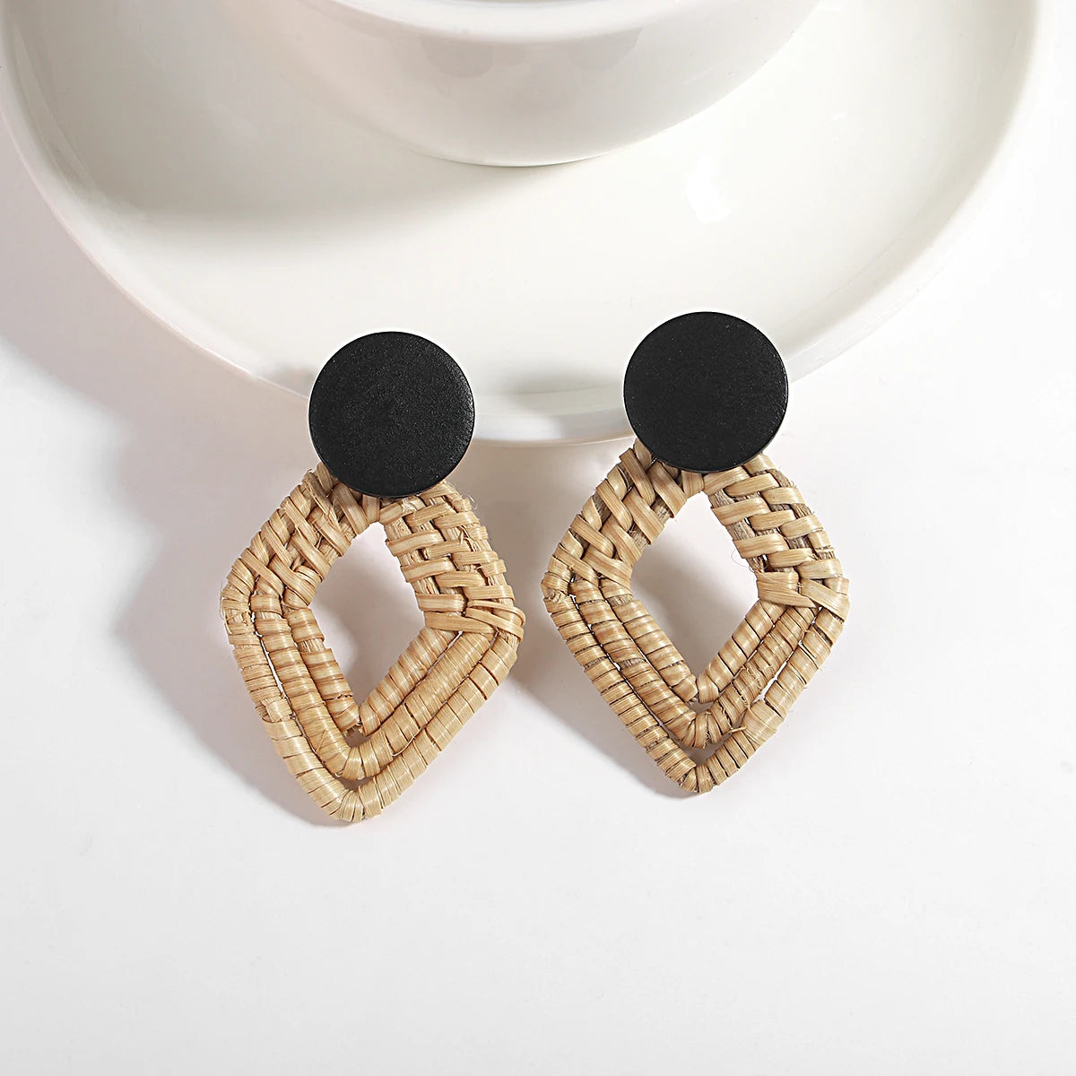Hemasa Bohemia Handmade Wooden Drop Earrings /Vintage Straw Weave Rattan Vine Braid Round Wood Geometric Earrings
