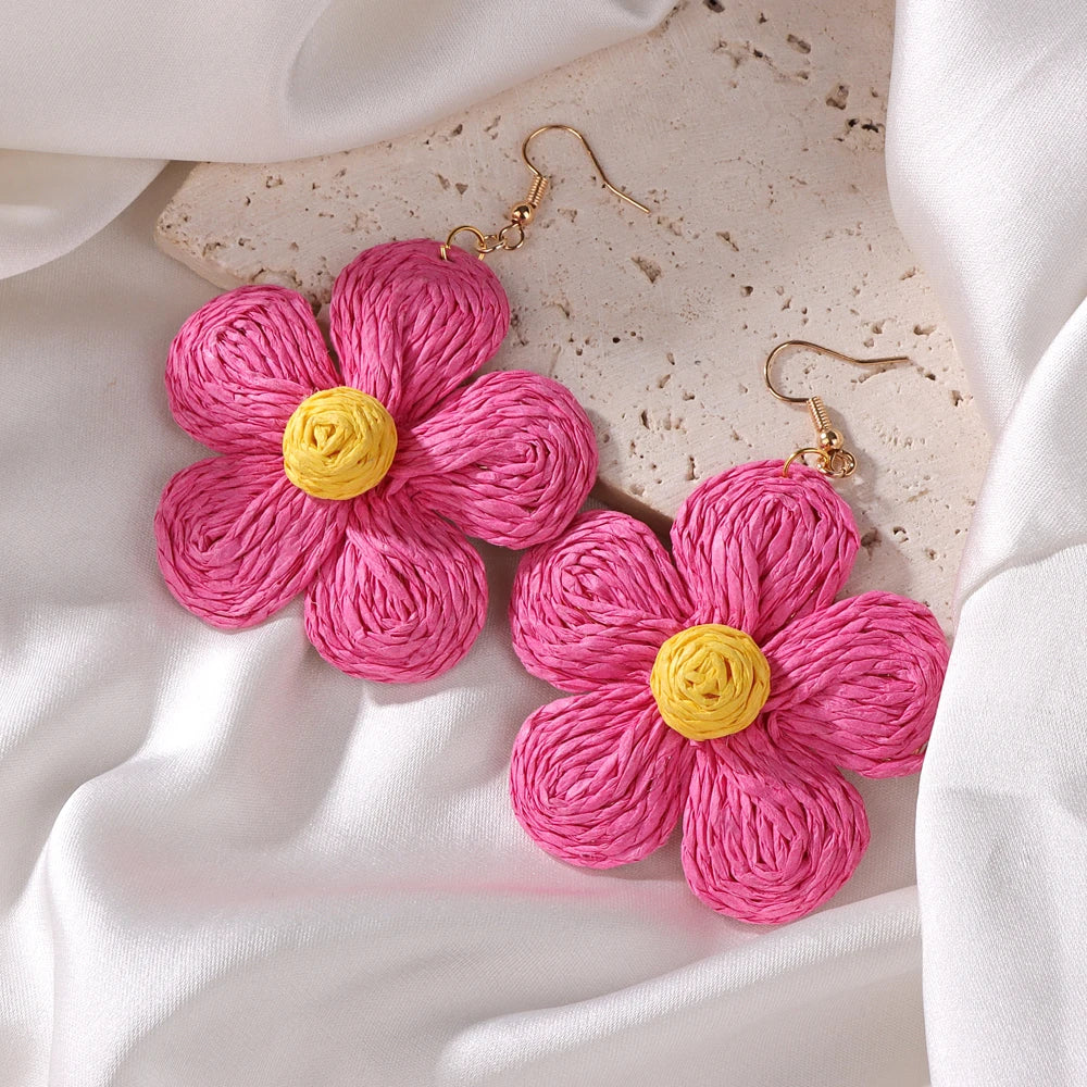 Boho Colorful Raffia Drop Earrings for Women Handmade Geometric Flower Rattan Pendant Earrings Summer Beach Cute Jewelry Gift